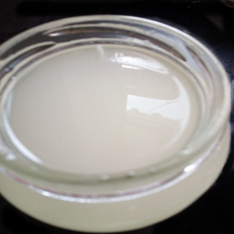 Good Dispersity Water Based Acrylic Emulsion Used For Varnish